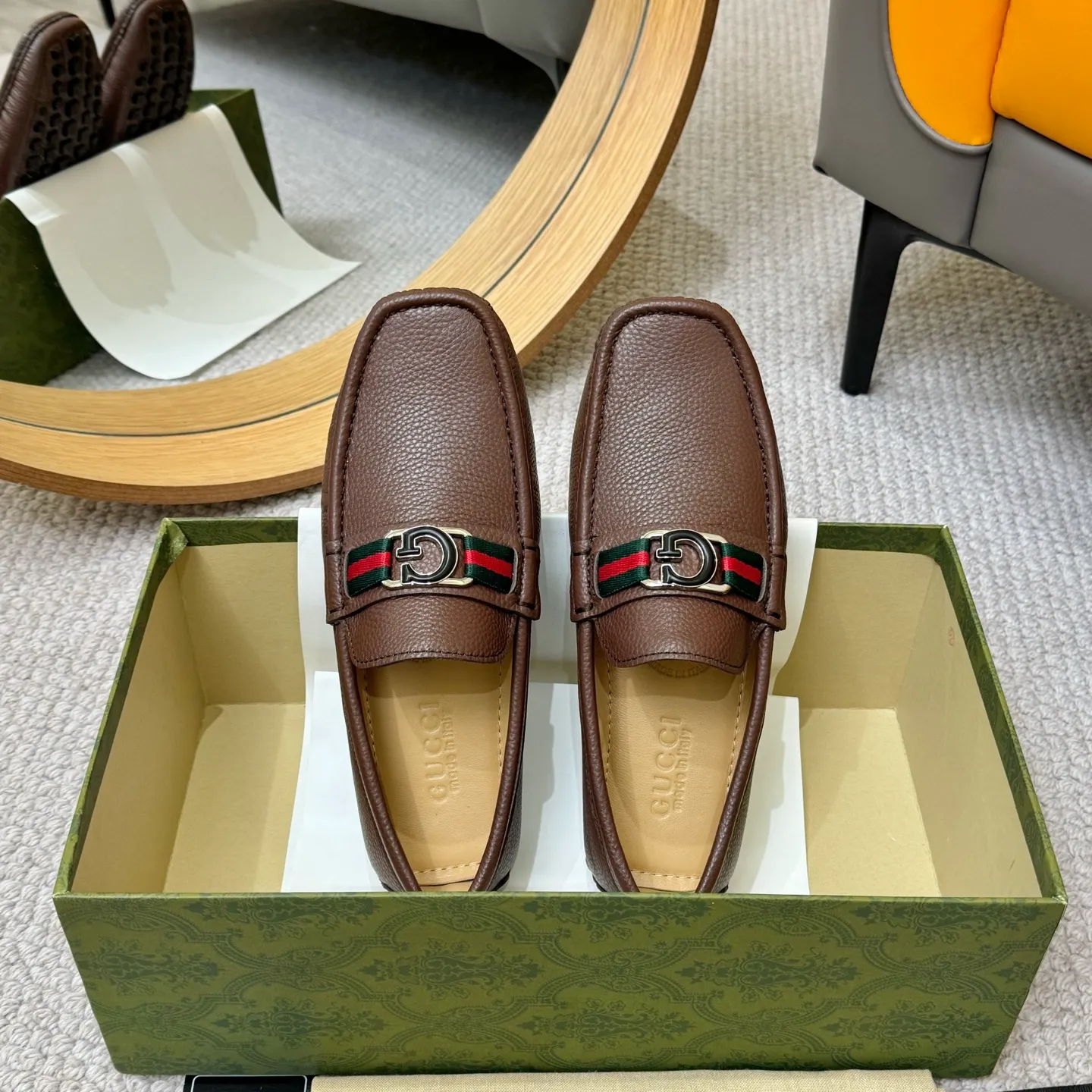 Men's shoes 💰420 (Yangli) Gucci* - the top version of Gucci classic beanie shoes! It is made of imported original cowhide and has a comfortable first layer of sheepskin lining! Original wear-resistant rubber outsole! High quality products! Size 38-46, with shoe dial, cloth bag, card